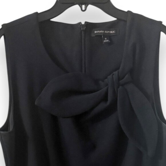 Banana Republic Black Sleeveless Sheath Dress with Bow Detail - Picture 3 of 3